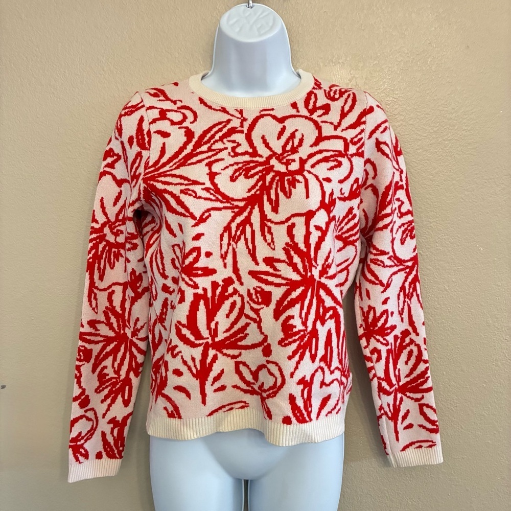 Tahari Women's Red Floral Print Crew Neck Long Sleeve Sweater. Size S